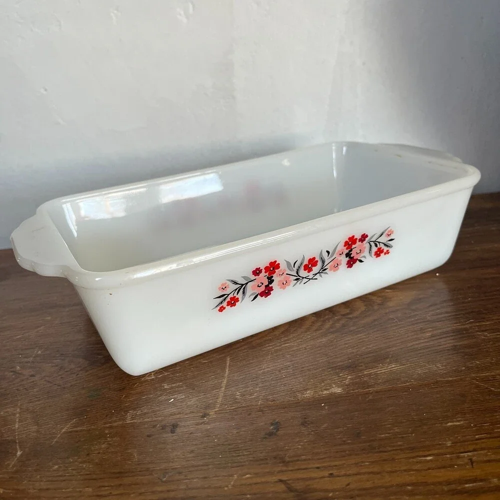 VTG Fire King Primrose Milk Glass Bread Loaf Pan 409 Baking Dish 1 Qt Floral USA